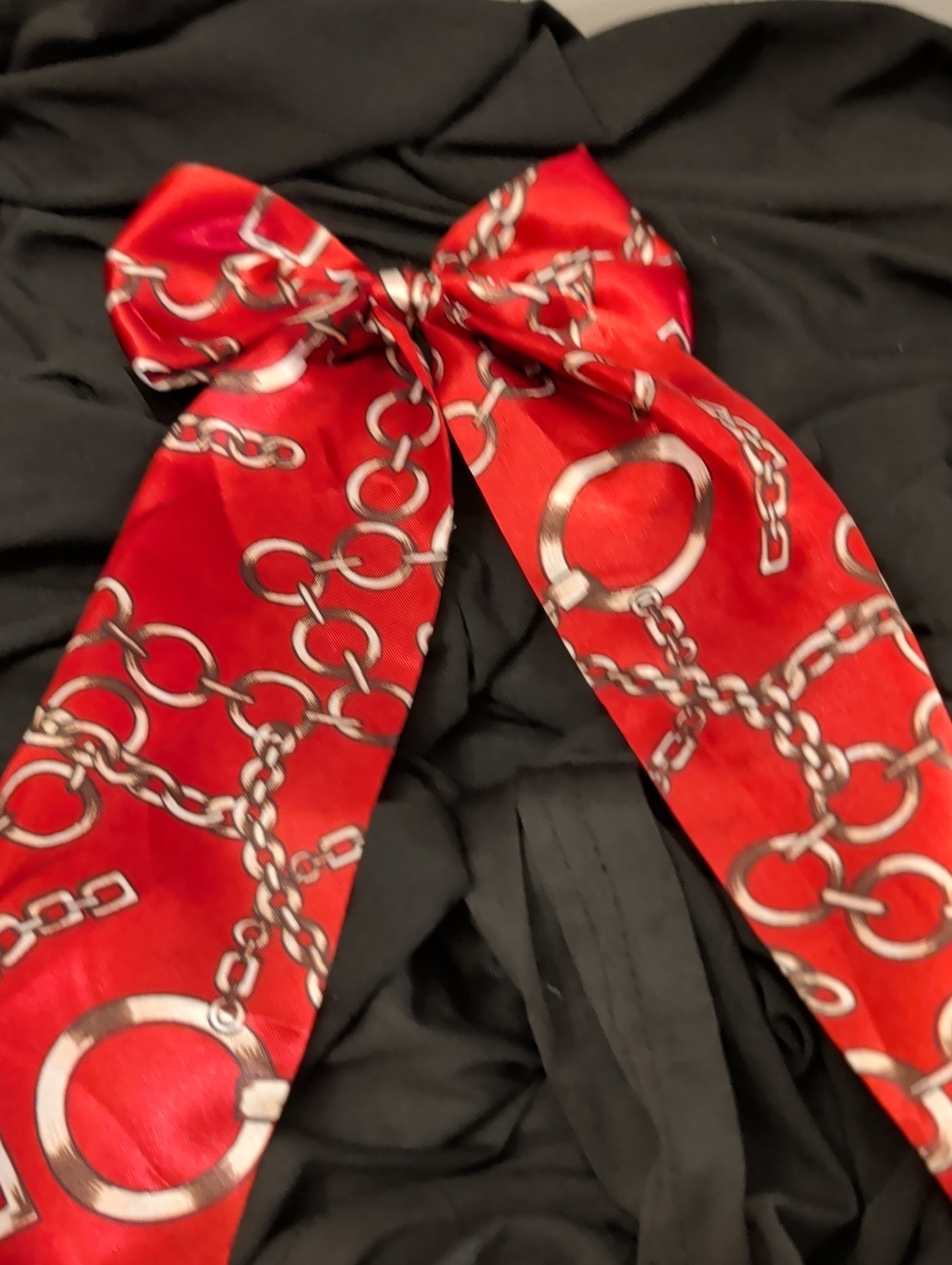 Red Chain-Print Satin Hair Scarf Bow